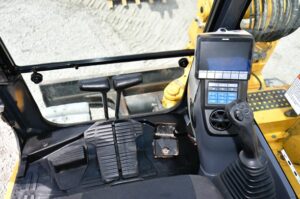 2018 KOMATSU PC88MR-10 1414-JB