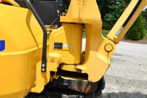 2018 KOMATSU PC88MR-10 1414-JB