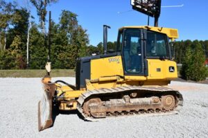 2008 DEERE 700J XLT 1168-BT 2008 DEERE 700J XLT 1168-BT