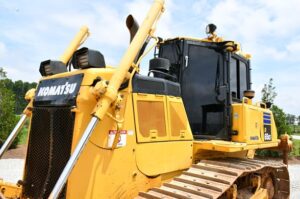 2018 Komatsu  D65EX-18 Dozer  1719-BB