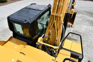 2021 Cat 323 Excavator 1717-BT
