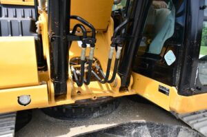 2021 Cat 323 Excavator 1717-BT