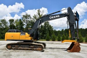 2018 DEERE 300G LC Excavator 1735-BT