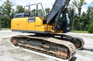 2018 DEERE 300G LC Excavator 1735-BT