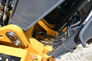 2018 DEERE 300G LC Excavator 1735-BT