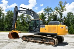 2018 DEERE 300G LC Excavator 1735-BT