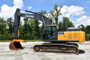 2018 DEERE 300G LC Excavator 1735-BT