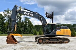 2018 DEERE 300G LC Excavator 1735-BT
