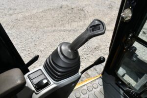2020 CAT 305.5E2CR Excavator 1783-BT