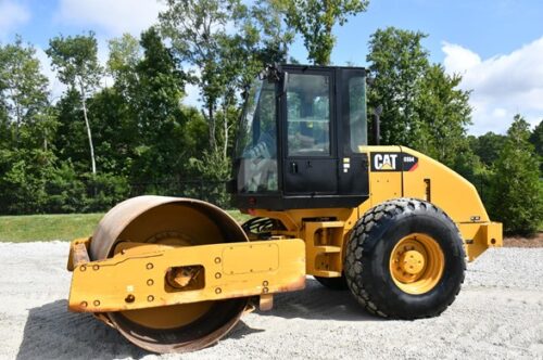 2011 CAT CS54 Compactor