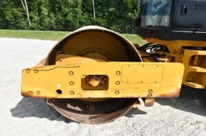 2011 CAT CS54 Compactor