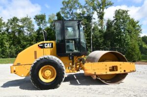 2011 CAT CS54 Compactor