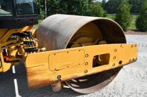 2011 CAT CS54 Compactor