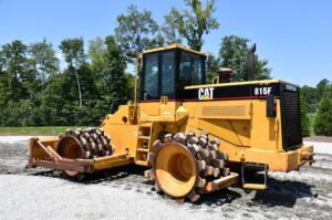 2004 CAT 815F Compactor 1754-BT