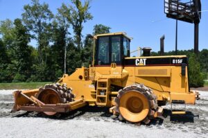2004 CAT 815F Compactor 1754-BT