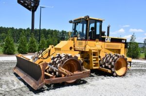 2004 CAT 815F Compactor 1754-BT