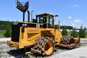 2004 CAT 815F Compactor 1754-BT