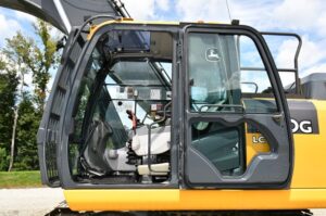 2019 DEERE 350 Excavator 1766-BT