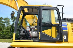 2022 Komatsu PC290LC-11 Excavator 1770-BT