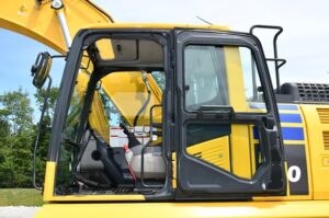 2022 Komatsu PC290LC-11 Excavator 1770-BT