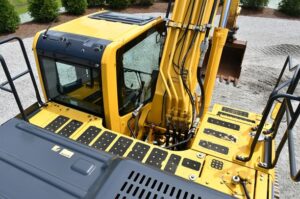 2022 Komatsu PC290LC-11 Excavator 1770-BT