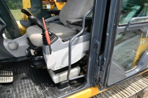 2019 DEERE 160G LC Excavator 1784-BT