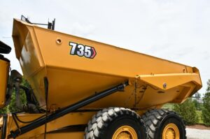 2022 CATERPILLAR 735 1752-BB