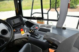 2022 CATERPILLAR 735 1752-BB