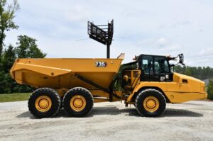2022 CATERPILLAR 735 1752-BB