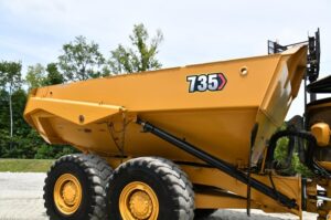 2022 CATERPILLAR 735 1752-BB
