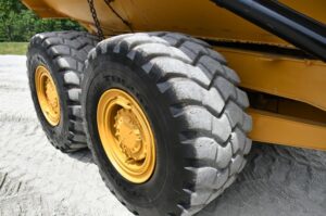 2022 CATERPILLAR 735 1752-BB