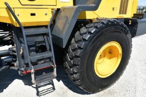2019 KOMATSU WA320-8 #1790-BT