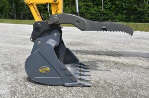 2022 KOMATSU PC210 LC-11 1793-BT