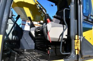 2022 Komatsu P360LC-11 Excavator 1812-BT 2022 Komatsu P360LC-11 Excavator 1812-BT