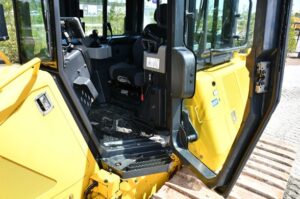 2021 KOMATSU D61PXi-24 1674-BT