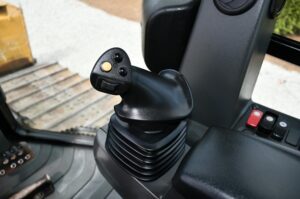 2017 CATERPILLAR D6K2 LGP 1524-BT