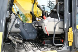 2019 KOMATSU PC210 LC-11 #1749