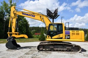 2022 KOMATSU PC210LC-11 EXCAVATOR 1813-BT 2022 KOMATSU PC210LC-11 EXCAVATOR 1813-BT