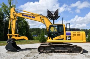 2022 KOMATSU PC210LC-11 EXCAVATOR 1813-BT 2022 KOMATSU PC210LC-11 EXCAVATOR 1813-BT