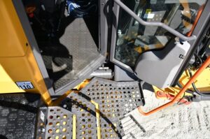 2022 Volvo A25G Truck 1831-BT 2022 Volvo A25G Truck 1831-BT