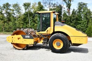 2019 VOLVO SD115B Compactor 1826-BT