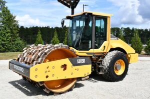 2019 VOLVO SD115B Compactor 1826-BT