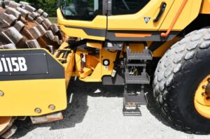 2019 VOLVO SD115B Compactor 1826-BT