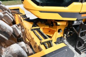 2019 VOLVO SD115B Compactor 1826-BT