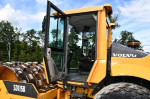2019 VOLVO SD115B Compactor 1826-BT