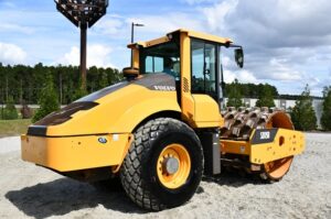 2019 VOLVO SD115B Compactor 1826-BT