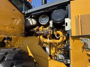 2017 DEERE 824K Loader