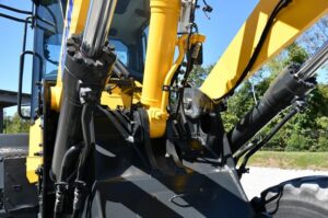 2021 Komatsu WA270-8 W  Loader