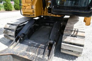 2018 CATERPILLAR 325FL UHD