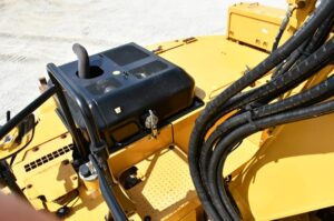2018 CATERPILLAR 325FL UHD